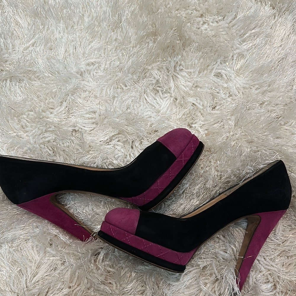 CHANEL Black and Pink Platform Heels - Picture 10 of 14